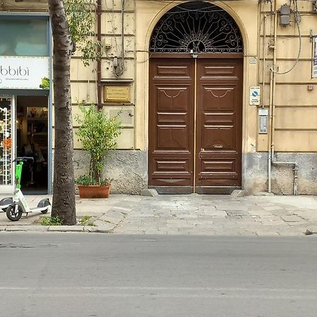 Duba House Holiday Home Palermo Bagian luar foto